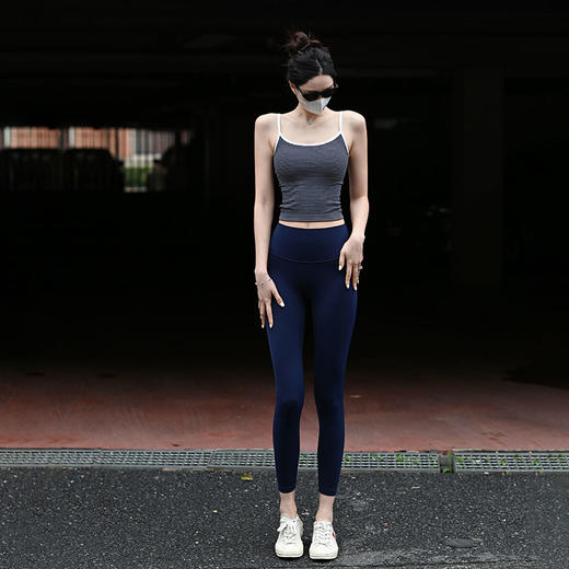 Beemen瑜伽吊带背心 低强度固定胸垫抹胸文胸 高弹透气小'U'美背   日常可穿外穿 瑜伽普拉提 商品图3