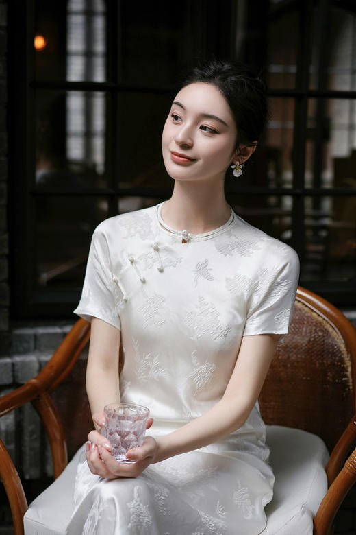 盛唐牡丹 |梅兰竹菊冠乐绉短袖旗袍裙 商品图2