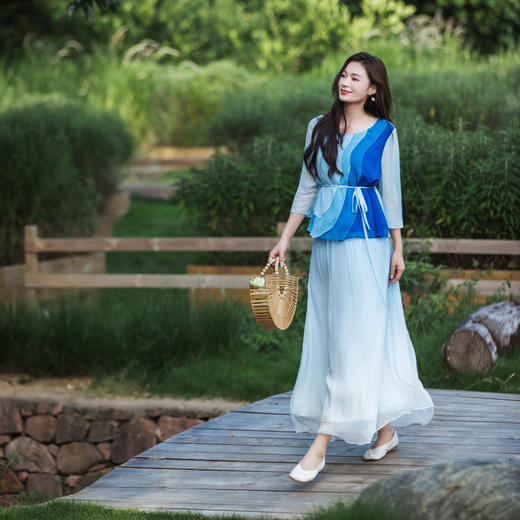 【林栖设计小店】（现货）【林栖推荐】渐变蓝色海浪真丝上衣2025春夏新品花仙子长袖上衣女N1953180 商品图5