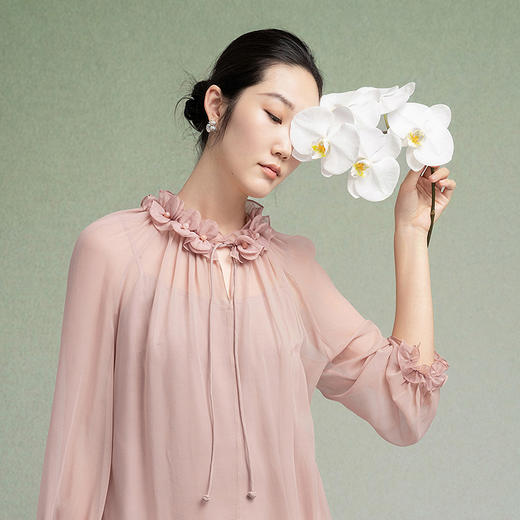 【林栖设计小店】桑蚕丝衬衣两件套正反两穿温柔花边2025秋季新款吊带上衣F1953200 商品图4