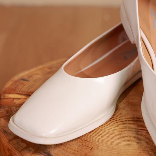 【抖音专属】方头浅口平底鞋（D1865-1-白色） 商品图1