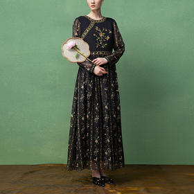 【林栖设计小店】桑蚕丝连衣裙优雅绣花2025秋季新款长裙女1953052