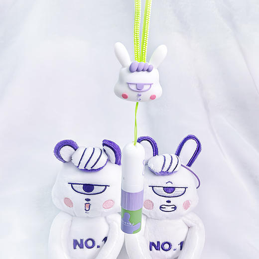 「前2000单送定制挂绳」“芒果TV联名 你好星期六综艺同款 明星同款”南波小兔*華清園联名款梅片龙脑香两用鼻通 1.2ml+0.8g/支 商品图0