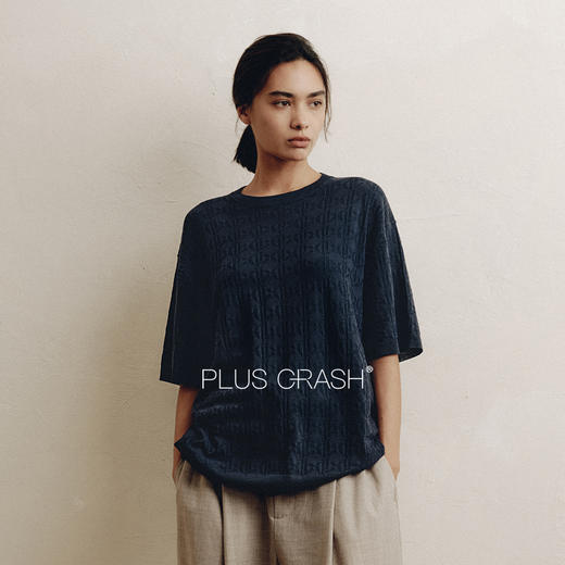 PLUS CRASH夏季潮牌新款简约时尚百搭字母肌理感圆领短袖针织衫 商品图1