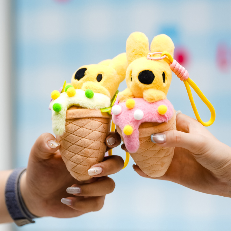 夏日系列冰淇淋袋鼠团团毛绒挂件