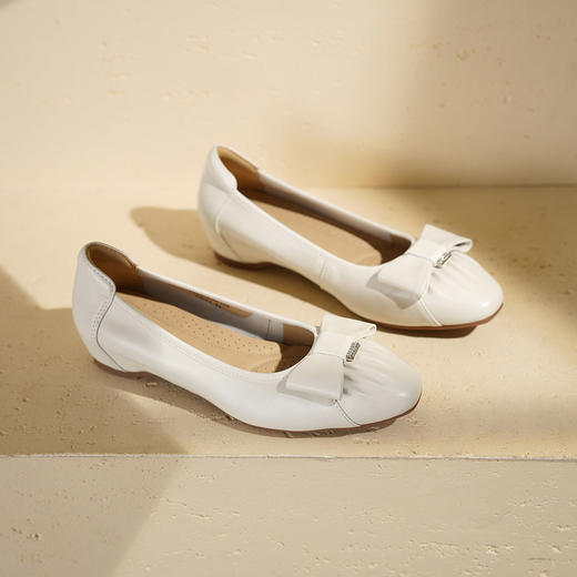 【秋季新款】西村名物2025年秋季新款小尖头舒软低跟浅口单鞋新中式鞋T25CE30801 商品图7