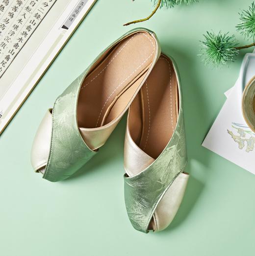 步履生花，演绎东方美学！夏季软皮国风印花拼色方头镂空懒人半拖穆勒凉拖鞋 商品图7