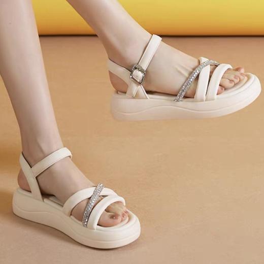 2楼哈森HM252201HARSON女鞋（新百购） 商品图0