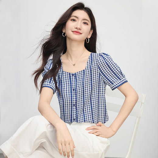 【07/16新品】熙世界法式蓝白格纹方领衬衫女夏季慵懒文艺复古短袖上衣2025新款 商品图2