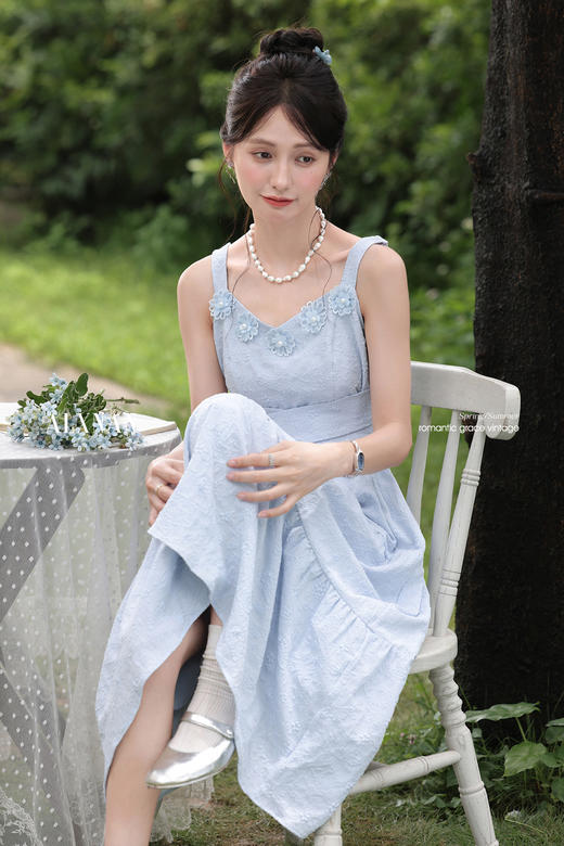 鹿向南「琉璃海岸」蓝色法式连衣裙DYL661756 商品图5