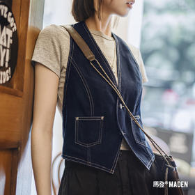 马登美式叠穿无袖V领背心开衫马甲修身外穿坎肩露背挂脖短上衣女