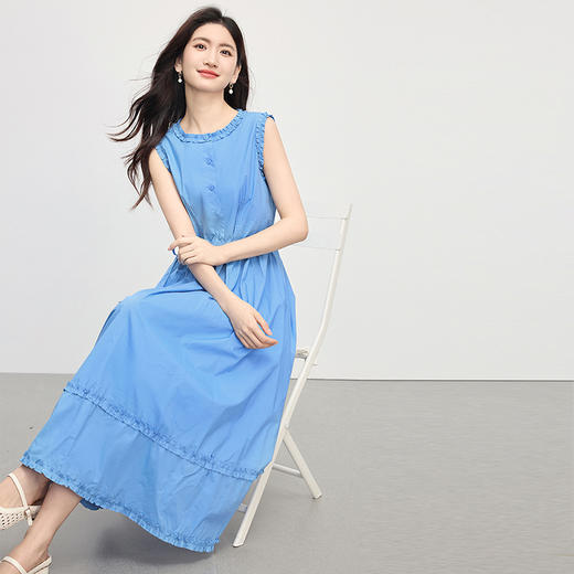 【07/16新品】熙世界100%棉蓝色连衣裙女2025夏季新款木耳边圆领系带收腰背心裙 商品图3