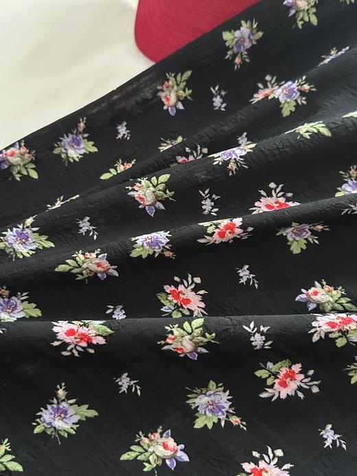 韩国CHOI小众设计感百搭减龄番茄短袖T恤+碎花半裙 商品图11