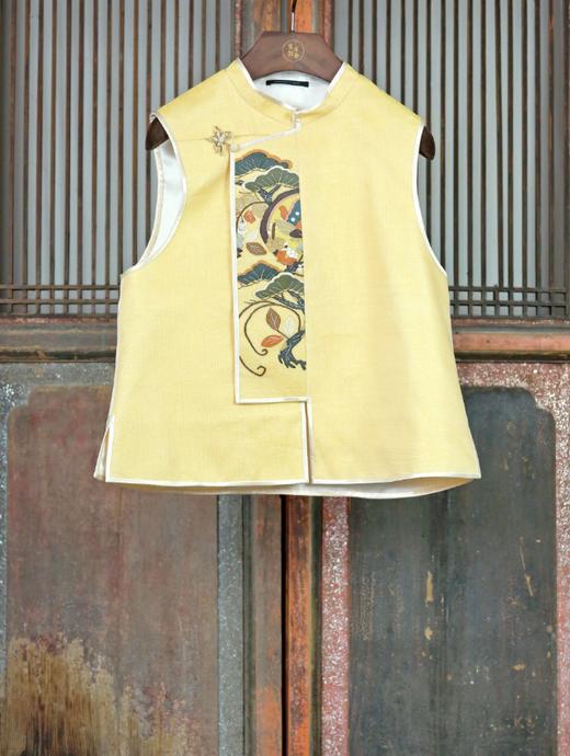 盛唐牡丹盛奢系列| 西阵织缂丝花扣马甲-黄 商品图0