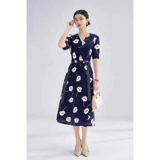 剩S/M/L 【桑蚕丝连衣裙】米思阳2025年夏季轻奢女高级感气质大牌显瘦印花A字裙3827 商品图4