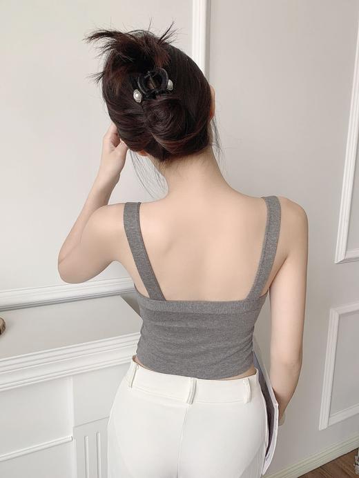 【GZ】无忧购59元5件超柔莫代尔短款背心V领美背纯欲内搭吊带8203（截单后3-5天发货) 商品图3