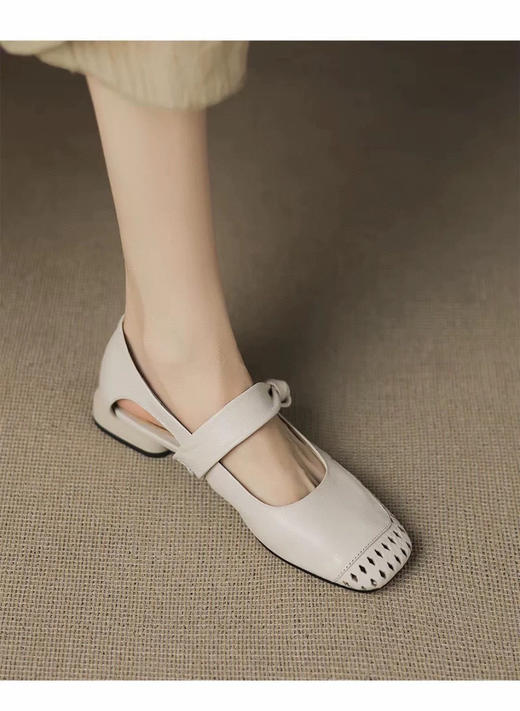 品牌撤柜羊皮手工镂空气质文艺通勤优雅凉鞋 商品图7