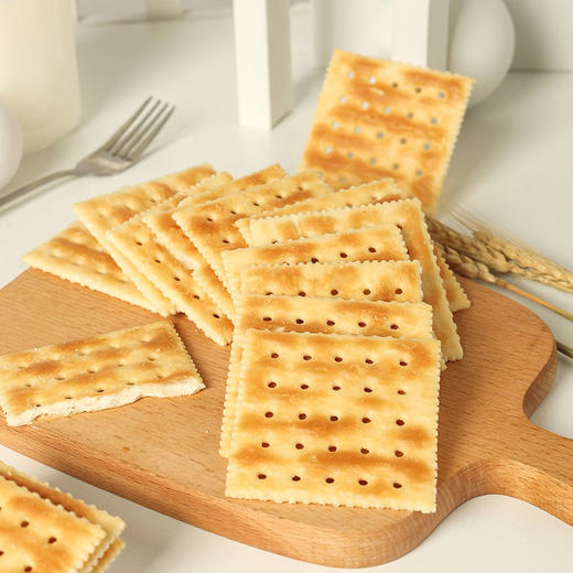 品味本铺奶盐味苏打饼干 商品图1