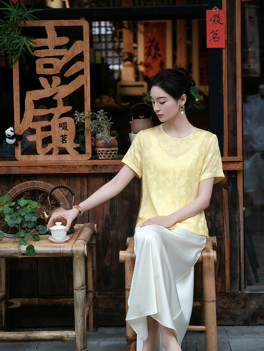 盛唐婧| 新中式桑蚕丝四经绞罗蝶影百搭上衣-黄色 商品图1