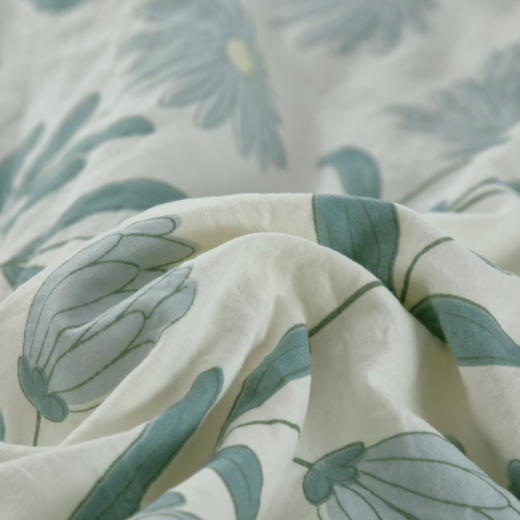 【多样屋专柜】雅鹿A类水洗双层纱大豆被200*230（花色：绿风铃） 商品图5