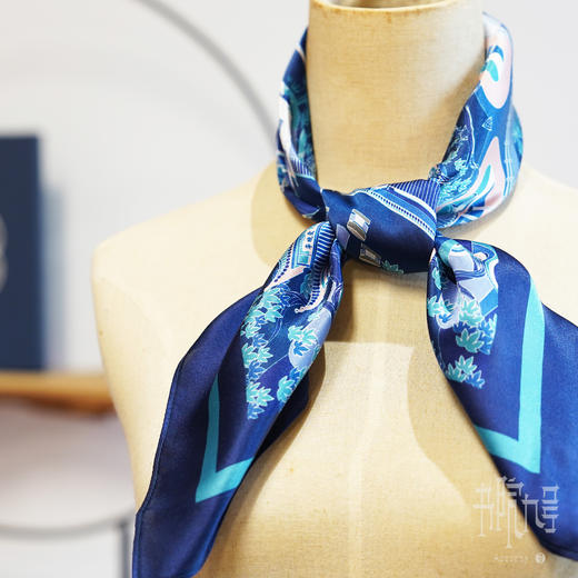 岳麓书院「麓云湘水」方巾 商品图5