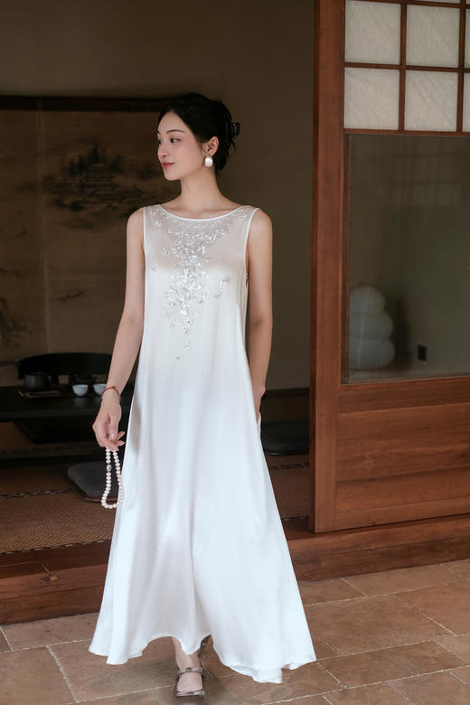 盛唐牡丹| 重缎真丝盘银绣女长裙(售完不补） 商品图0