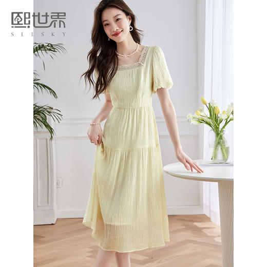 【专属特价】熙世界镂空花边方领连衣裙女夏装新款高腰法式泡泡袖黄色a字裙子 商品图0