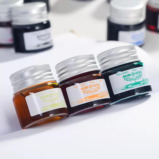 英雄彩色墨水多色钢笔彩墨ink 小瓶装非碳素不堵笔（颜色随机） 商品图2