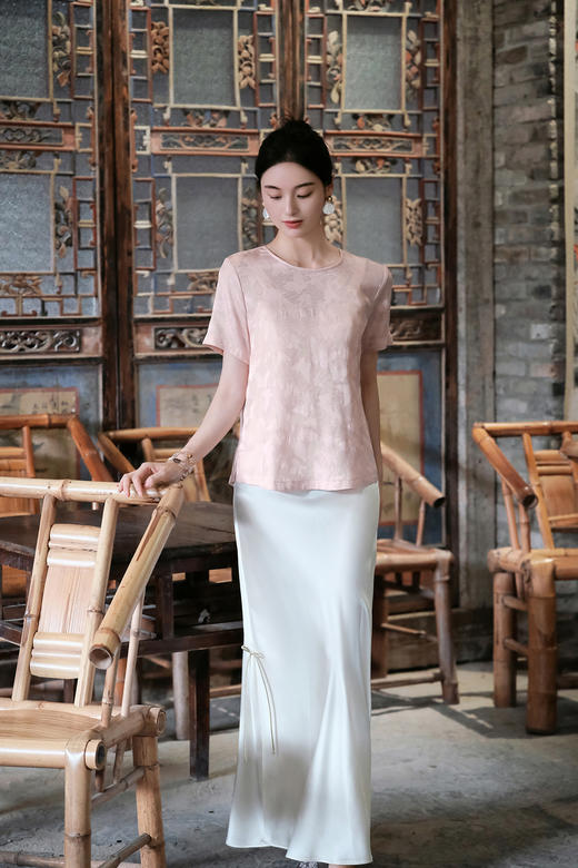 盛唐婧| 新中式桑蚕丝四经绞罗蝶影百搭上衣-粉色 商品图2