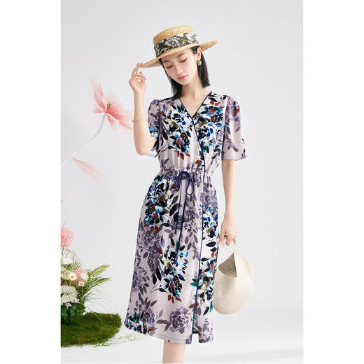 剩S/M/L/XL 米思阳2025年夏季新品法式显瘦气质V领独特印花连衣裙3686 商品图1