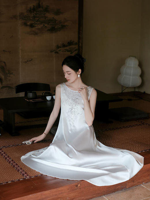 盛唐牡丹| 重缎真丝盘银绣女长裙(售完不补） 商品图8