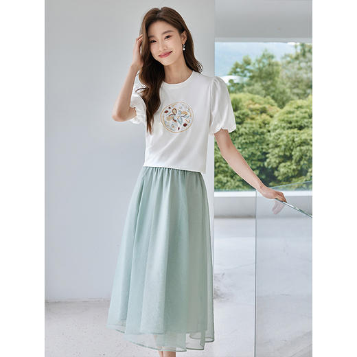 【专属特价】熙世界天丝花苞袖新中式国风t恤2025夏季新款休闲国潮刺绣上衣 商品图2