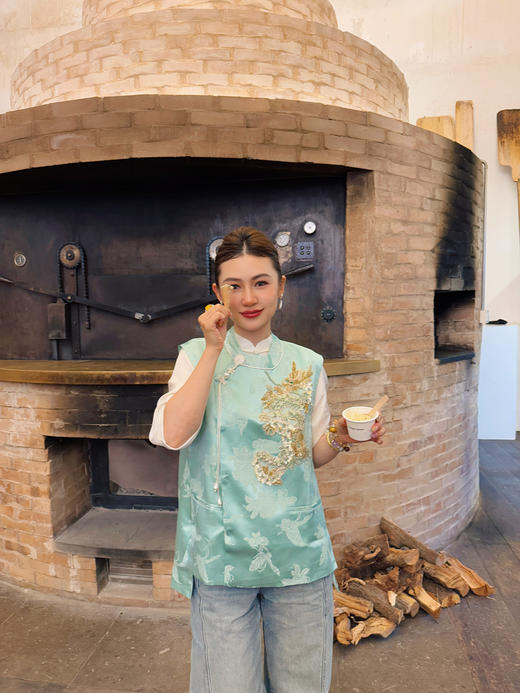 盛唐牡丹| 艾绿冠乐绉蝶恋花串珠马甲 商品图0