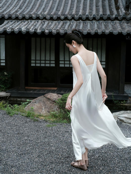 盛唐牡丹| 重缎真丝盘银绣女长裙(售完不补） 商品图4