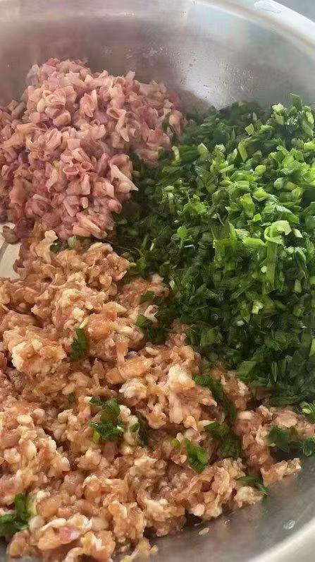 🔥 反馈特别好的溜鲜溜鲜的海螺须！ 鲜螺须加工，口感更鲜。固形物含量高，包饺子，包包子，烙韭菜盒子，炒着吃，拌着吃，绝了！1袋2斤，辽宁省内包邮，省外不发。 商品图6