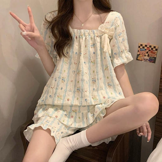 【带胸垫❗薄款短袖套装睡衣】新型亲肤面料家居服，活性印染，透气面料，柔软舒适，不起丢不掉色，薄款防凸点可爱蝴蝶结甜美夏季套装家居服QQ 商品图1