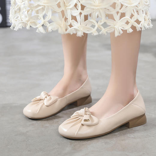 雀说 羊皮蝴蝶结浅口圆头一脚蹬单鞋129-9 商品图2