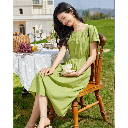 【专属特价】绿色方领连衣裙女夏新款盐系泡泡袖纯棉气质收腰裙子 商品图1