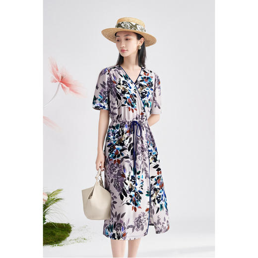 剩S/M/L/XL 米思阳2025年夏季新品法式显瘦气质V领独特印花连衣裙3686 商品图2