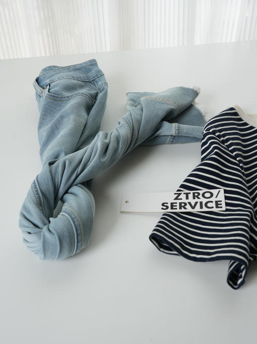 🔥没吹牛，以一己之力带动办公室买了8条❗️又软又凉快的【蕾丝九分阔腿牛仔裤】🍃弹力非常好👍，软到能劈叉 商品图7