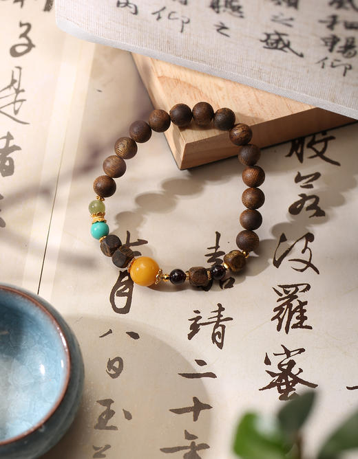 【沉香溯源】松韵榴华沉香手串约8mm棋楠珠约6mm棋楠珠约10mm蜜蜡约6mm菱镁矿约5mm石榴石约6mm和田玉S925银镀金 BCCSDIY04 特殊商品请在收货之后48小时内申请退换货过期不予处理 商品图0