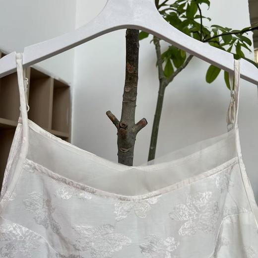 【抖音专属】拼纱吊带（23718194VC-山矾） 商品图1