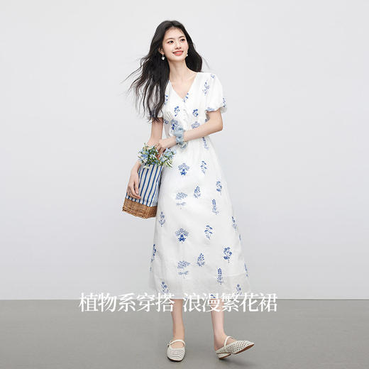 【07/16新品】熙世界植物系刺绣V领连衣裙女收腰显瘦夏季法式气质纯棉掐腰裙子 商品图2