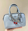 新款折扣￥1599直邮🇺🇸Coach最新mini迷你Rowan波士顿[呲牙]baby蓝全荔枝纹牛皮，自带樱桃🍒小挂饰，尺寸17.5*13*8.5cm，可手挽可斜背 商品缩略图0