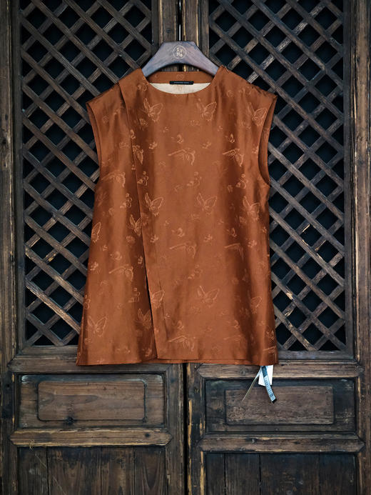 盛唐牡丹| 红云纱圆领上衣 商品图0