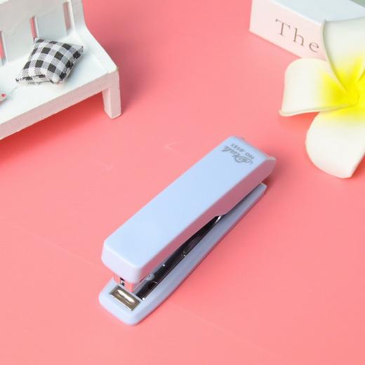 马卡龙色系10号订书机高颜值莫兰迪订书器办公用品装订机带起钉器 1个 商品图4