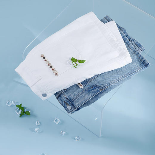 【专属特价】熙世界四分牛仔短裙女夏季2025新款显瘦a字裙子小个子高腰半身裙 商品图3