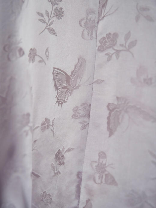 盛唐牡丹| 紫蝶真丝提花褶皱上衣 商品图5