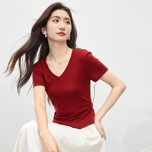 【07/16新品】熙世界抽褶收腰天丝T恤女夏季短袖纯色气质修身显瘦莱赛尔V领上衣 商品图4