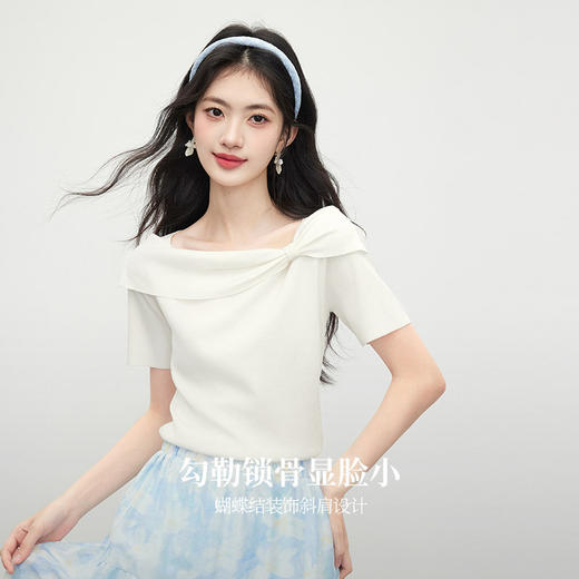 【07/16新品】熙世界蝴蝶结斜肩白色针织衫女薄款夏季短袖设计感别致一字肩上衣 商品图3